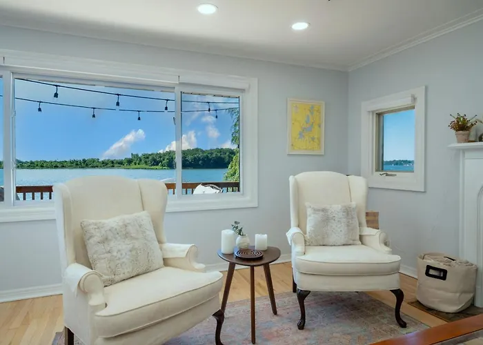 Holiday home 3bed 2bath Luxury House On Myers Bay Private Pier Firepit And Deck *