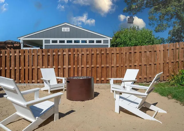 3bed 2bath Luxury House On Myers Bay Private Pier Firepit And Deck *