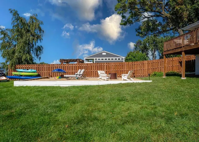 3bed 2bath Luxury House On Myers Bay Private Pier Firepit And Deck Fox Lake