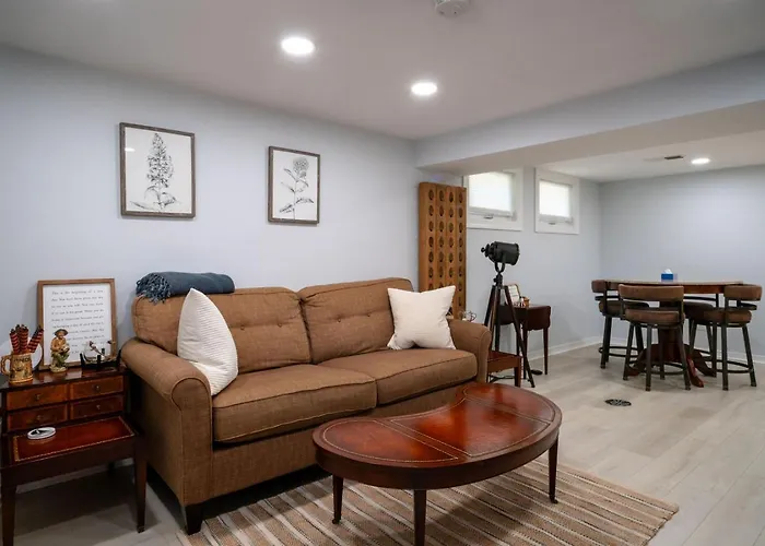 3bed 2bath Luxury House On Myers Bay Private Pier Firepit And Deck Holiday home Fox Lake