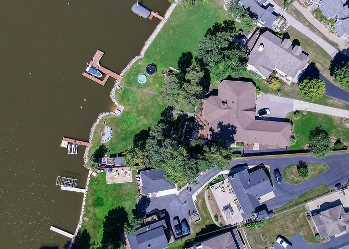 3bed 2bath Luxury House On Myers Bay Private Pier Firepit And Deck * Fox Lake