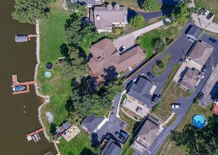 3bed 2bath Luxury House On Myers Bay Private Pier Firepit And Deck * Fox Lake